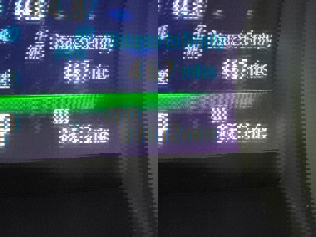 Used 2020 Toyota Camry XLE image 17