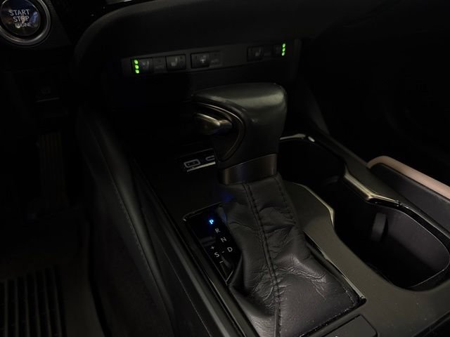 Used 2024 Lexus ES 350 w/ Premium Package FWD image 23