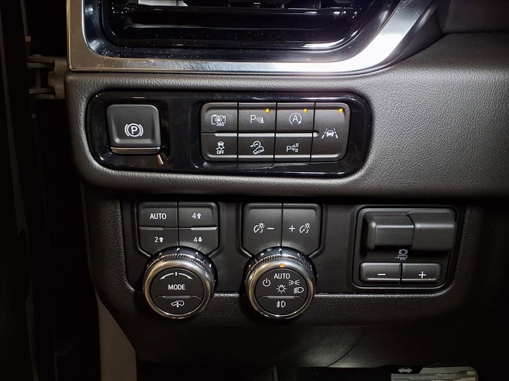 New 2026 GMC Yukon Denali w/ Denali Reserve Package image 17