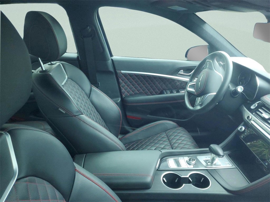 Used 2024 Genesis G70 3.3T Advanced w/ Sport Prestige Package image 5