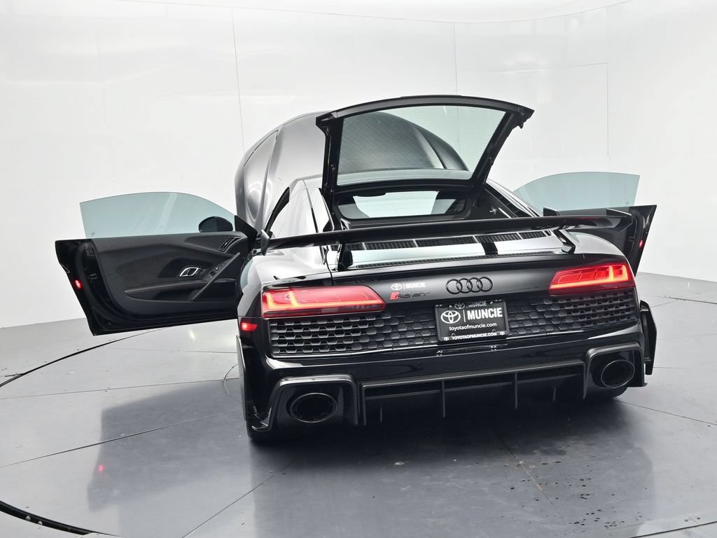Used 2023 Audi R8 V10 GT RWD image 70