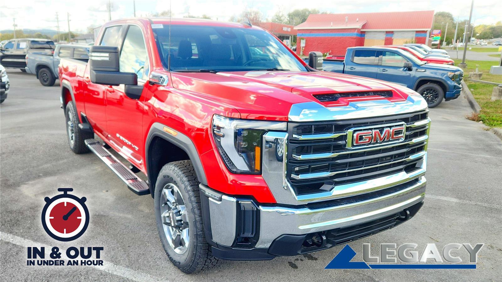 Used 2025 GMC Sierra 2500 SLE image 2
