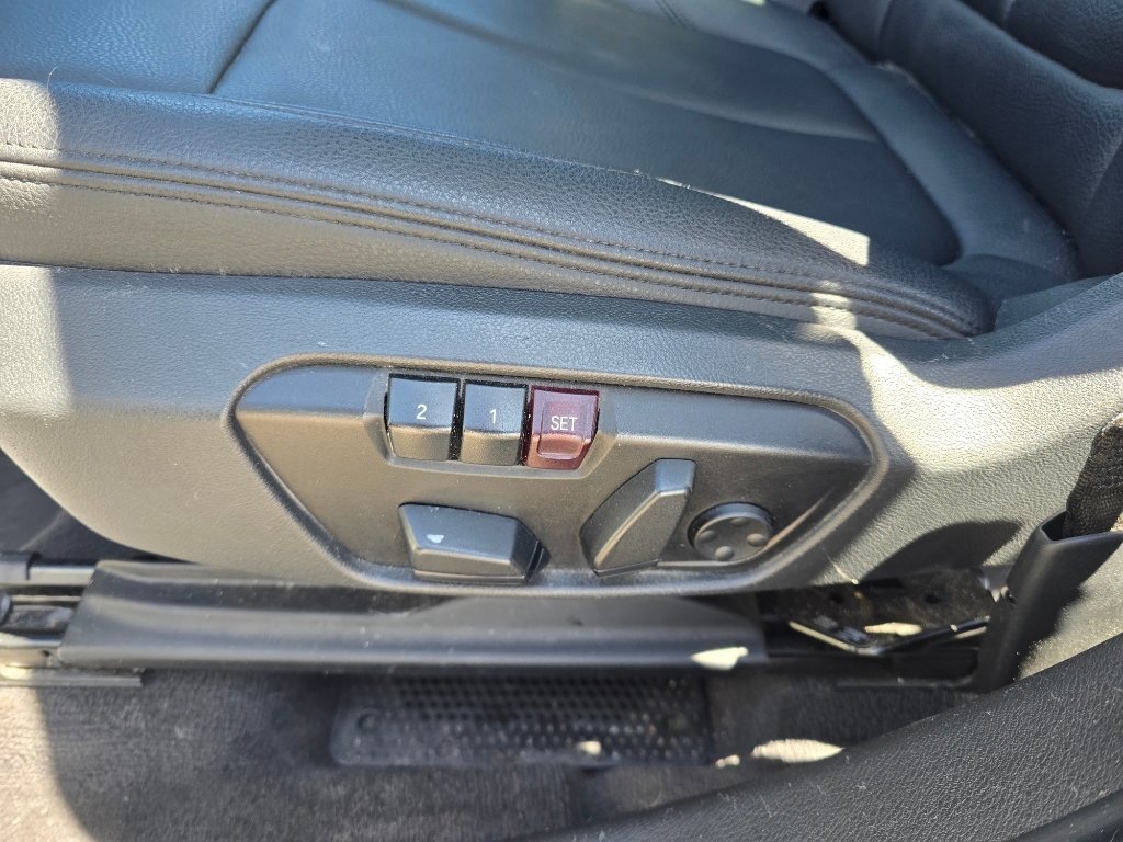 Used 2019 BMW X1 xDrive28i w/ Convenience Package image 16