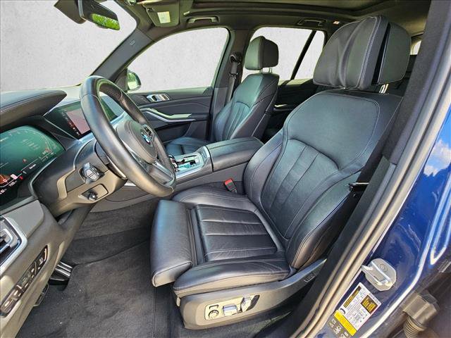 Used 2020 BMW X5 M50i w/ Premium Package AWD/4WD image 15