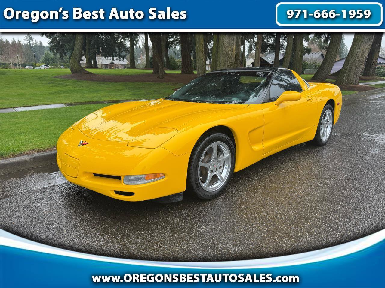 Used 2000 Chevrolet Corvette Coupe w/ Memory Pkg image 1