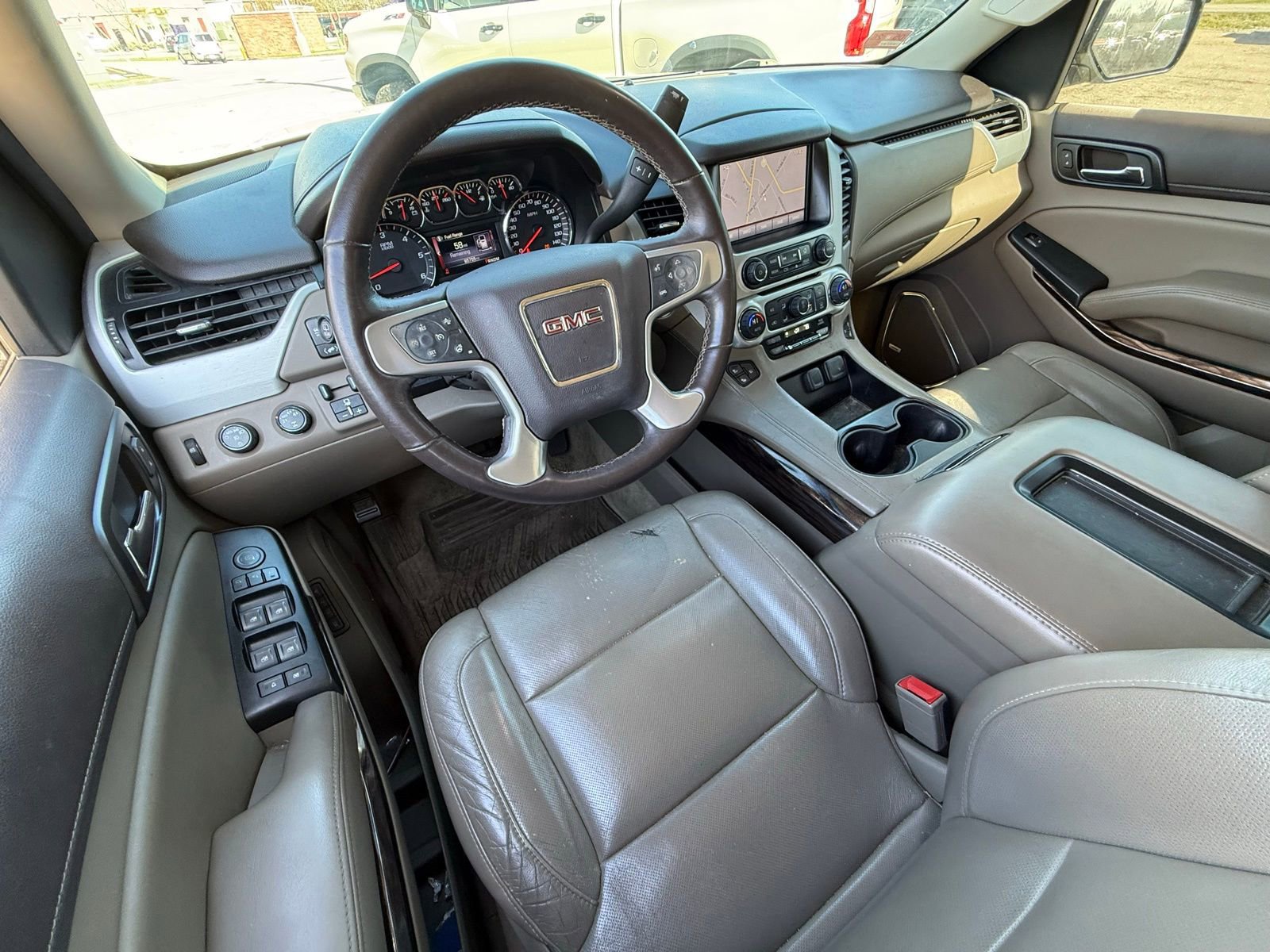 Used 2015 GMC Yukon SLT w/ Open Road Package image 18