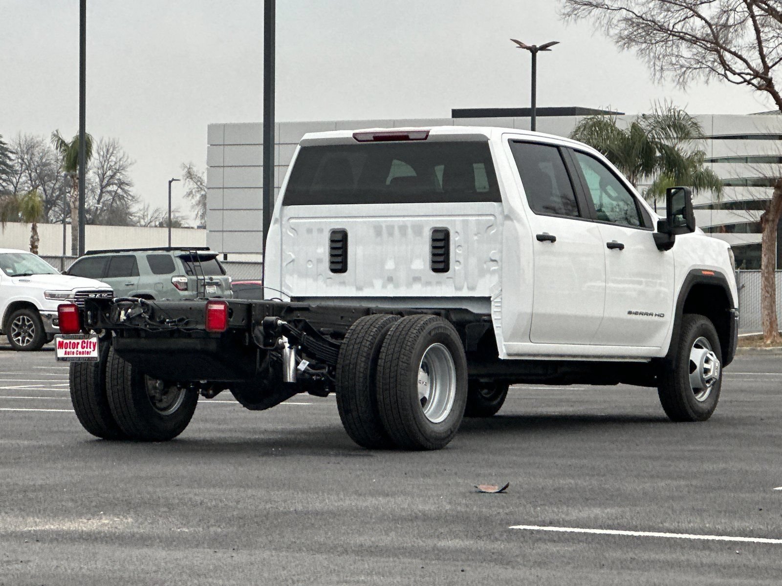 New 2026 GMC Sierra 3500 Pro w/ Convenience Package RWD image 4