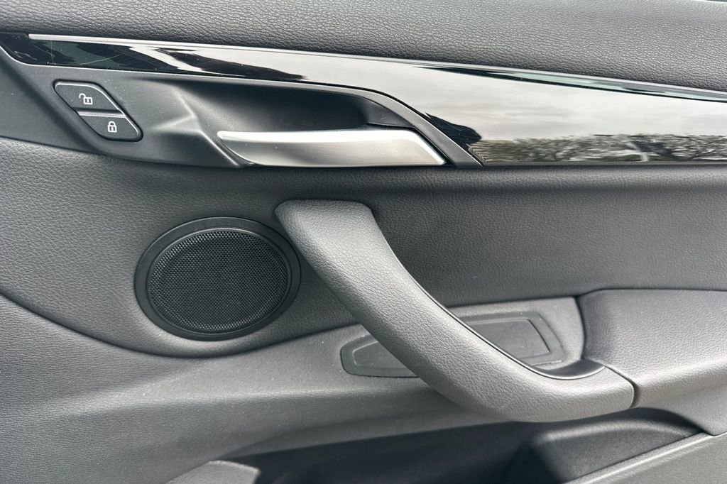 Used 2022 BMW X1 xDrive28i w/ Convenience Package image 20