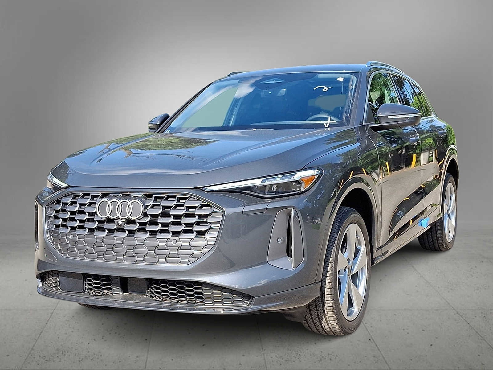 New 2025 Audi Q5 Premium Plus