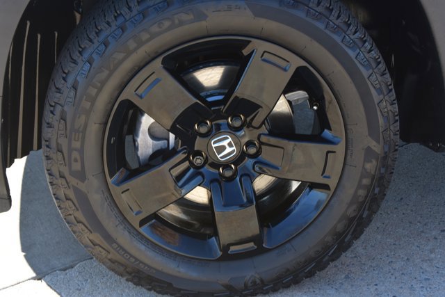 Used 2025 Honda Ridgeline Black Edition image 10