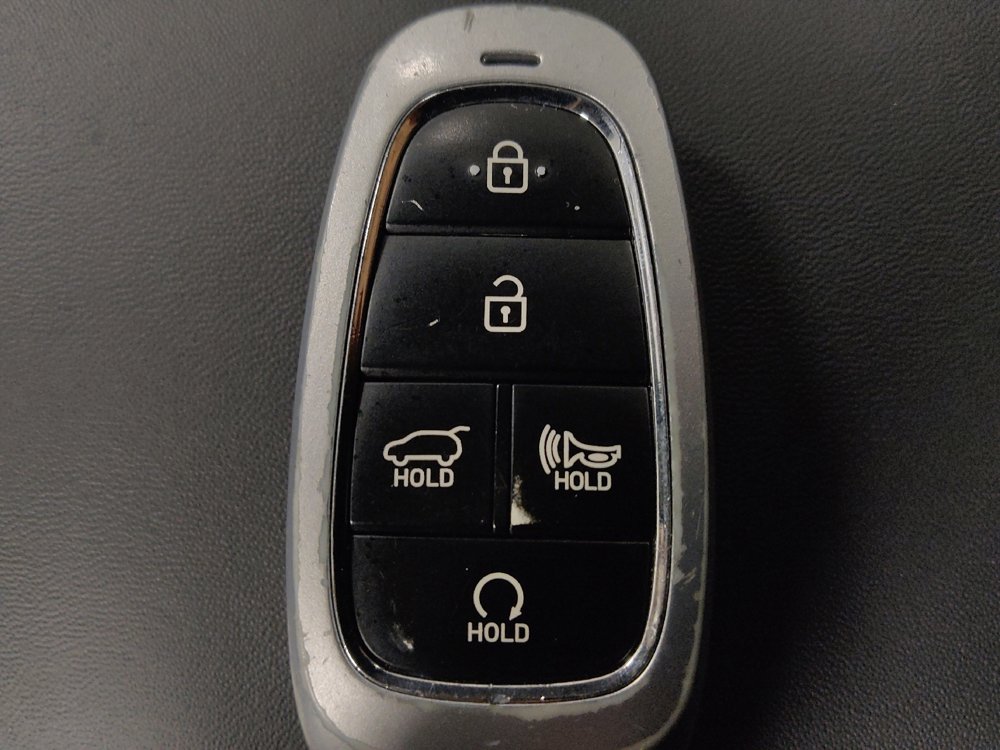 Used 2023 Hyundai Santa Fe SEL image 32