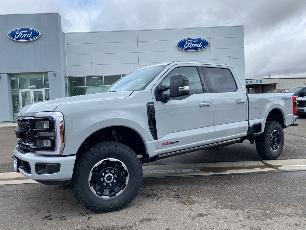 New 2026 Ford F350 4x4 Crew Cab Super Duty image 17