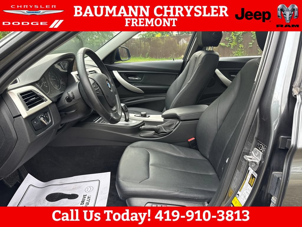 Used 2014 BMW 320i xDrive Sedan AWD/4WD image 9