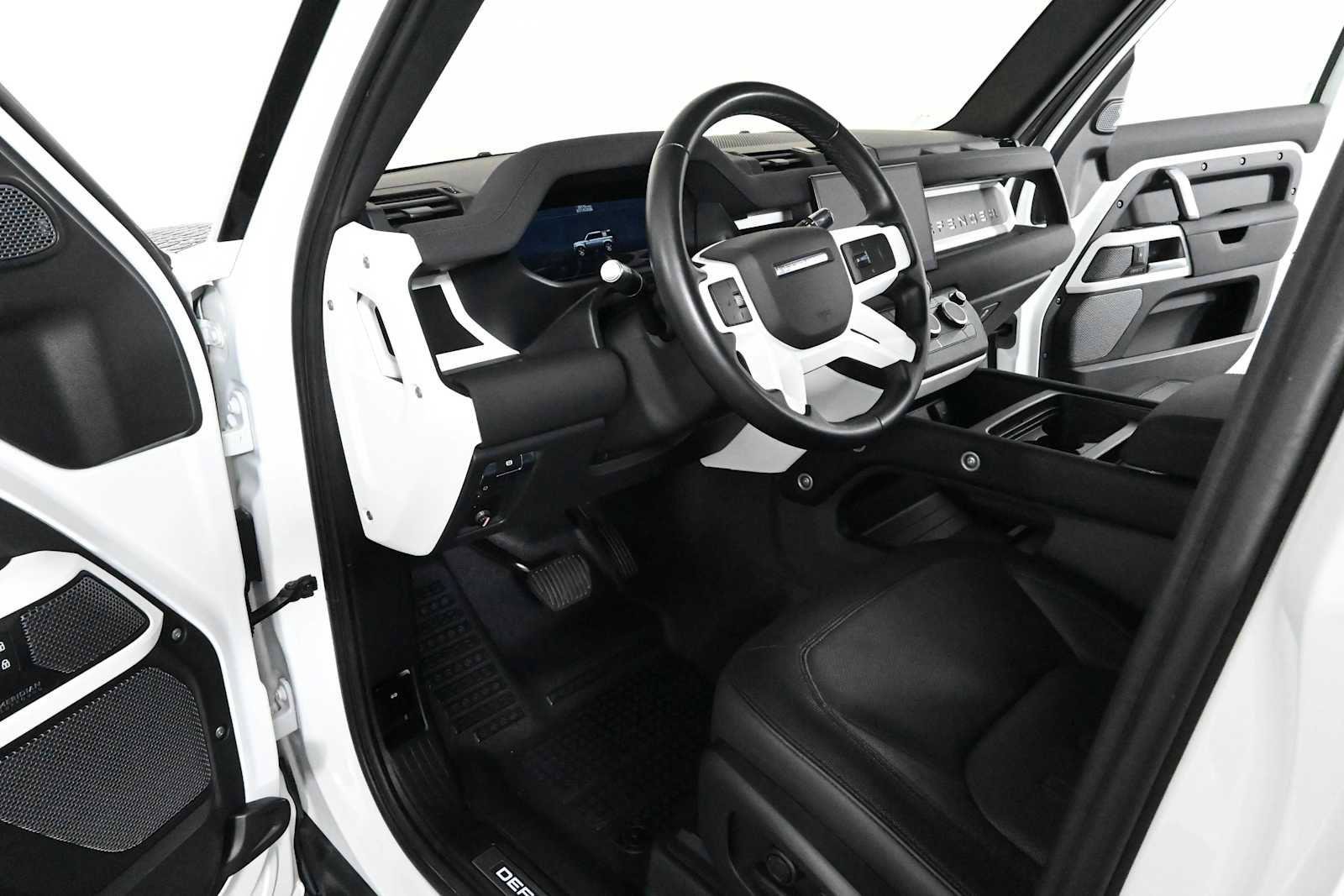 Used 2022 Land Rover Defender 110 X-Dynamic SE AWD/4WD image 19