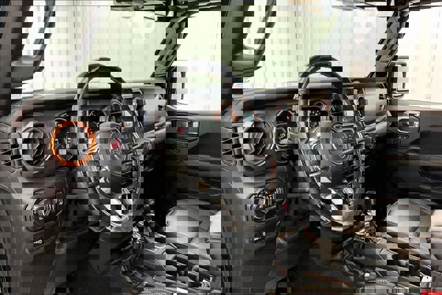 Used 2020 Jeep Gladiator Mojave AWD/4WD image 16