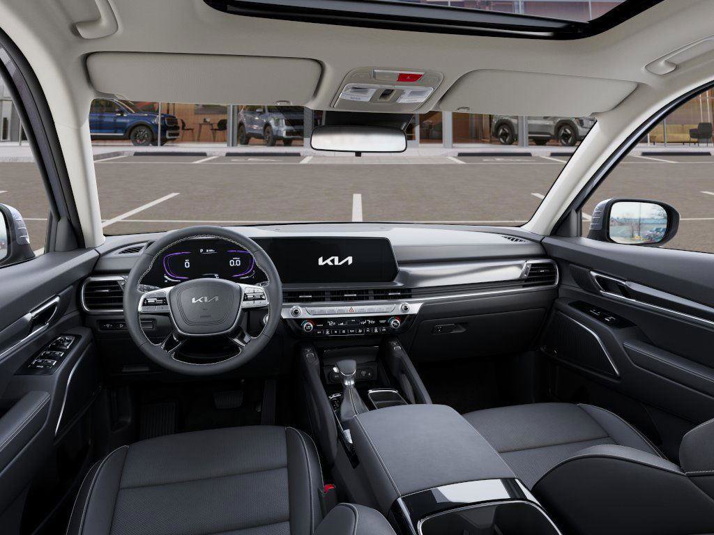 New 2025 Kia Telluride S image 15