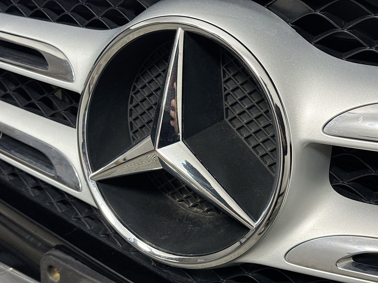 Used 2018 Mercedes-Benz GLC 300 4MATIC image 31