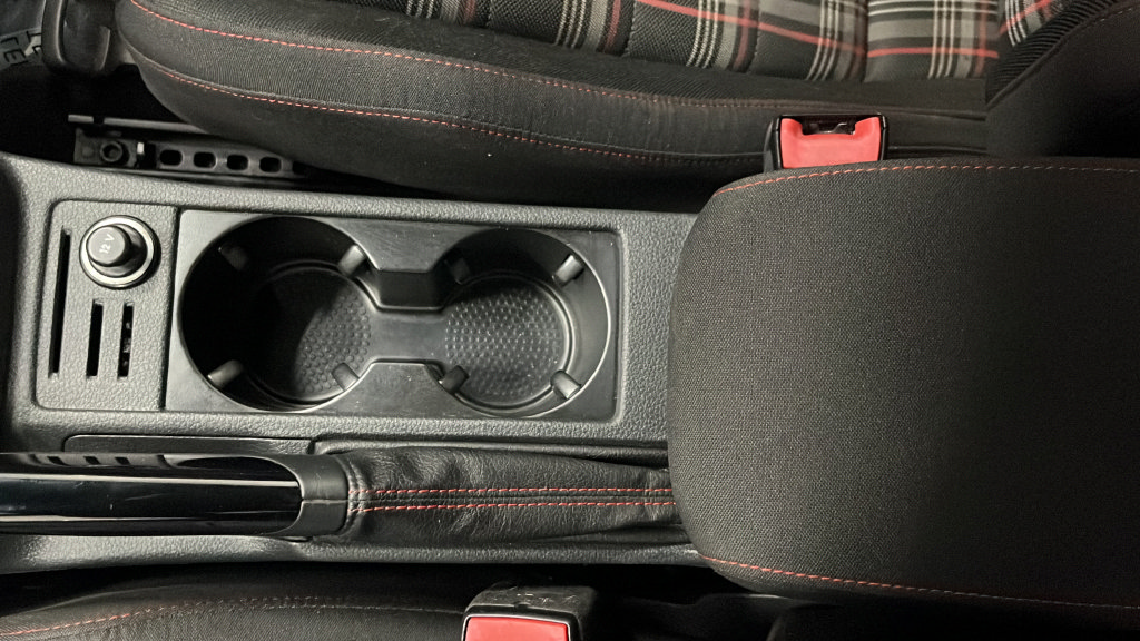 Used 2020 Volkswagen GTI S FWD image 19