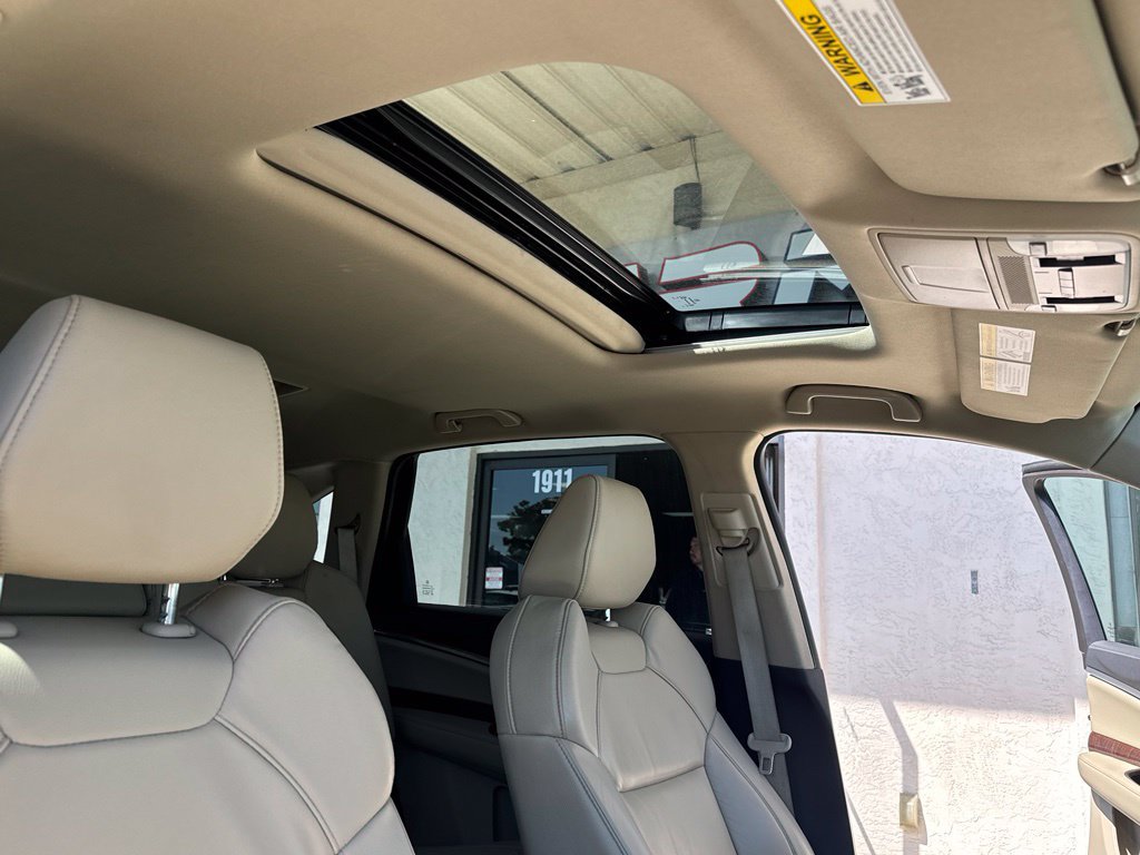 Used 2020 Acura MDX SH-AWD image 23