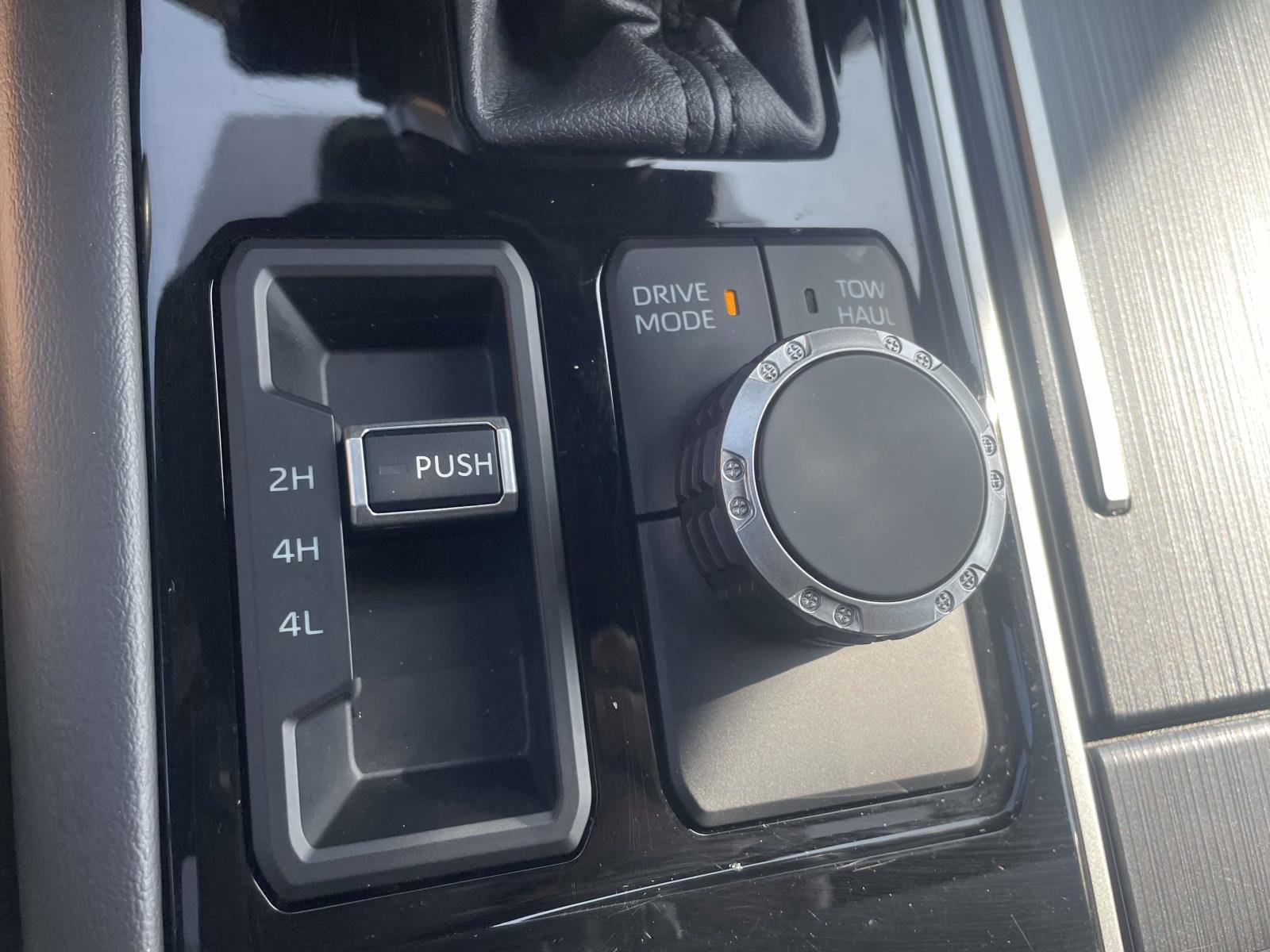 Used 2025 Toyota Tundra Platinum AWD/4WD image 20
