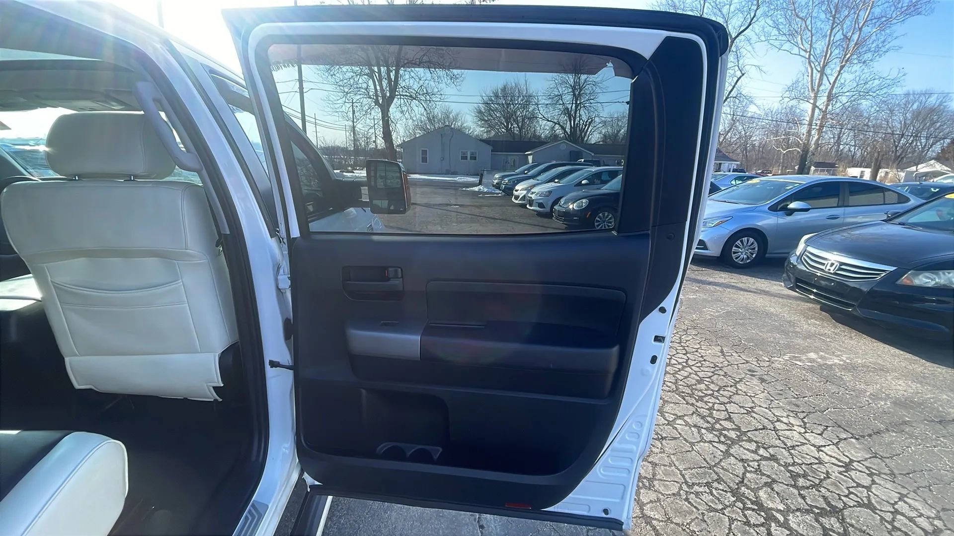 Used 2011 Toyota Tundra SR5 image 24