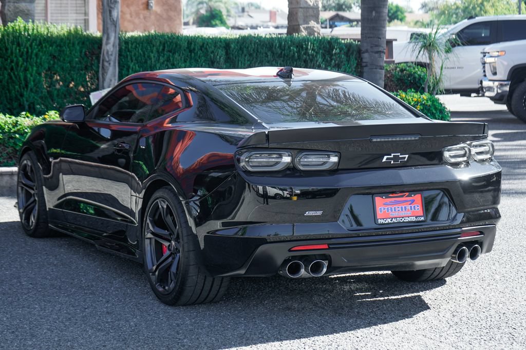 Used 2023 Chevrolet Camaro SS RWD image 6