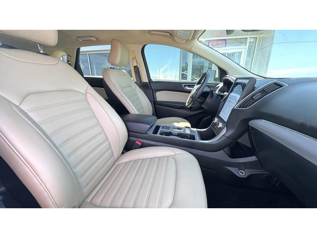 Used 2021 Ford Edge SEL image 10