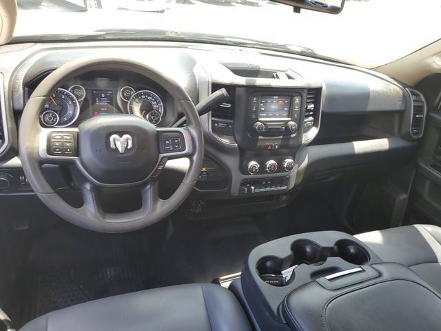 Used 2020 RAM 5500 Tradesman w/ Chrome Appearance Group AWD/4WD image 10