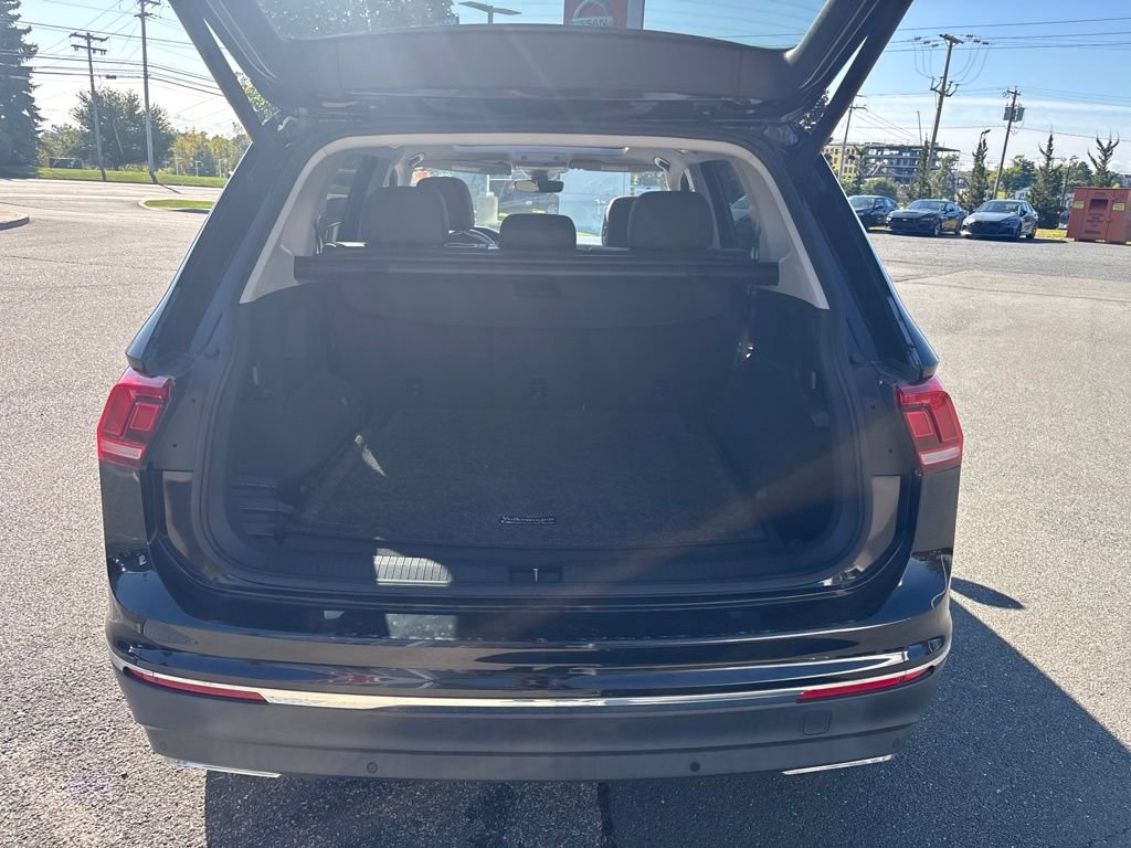Used 2019 Volkswagen Tiguan SEL Premium AWD/4WD image 29