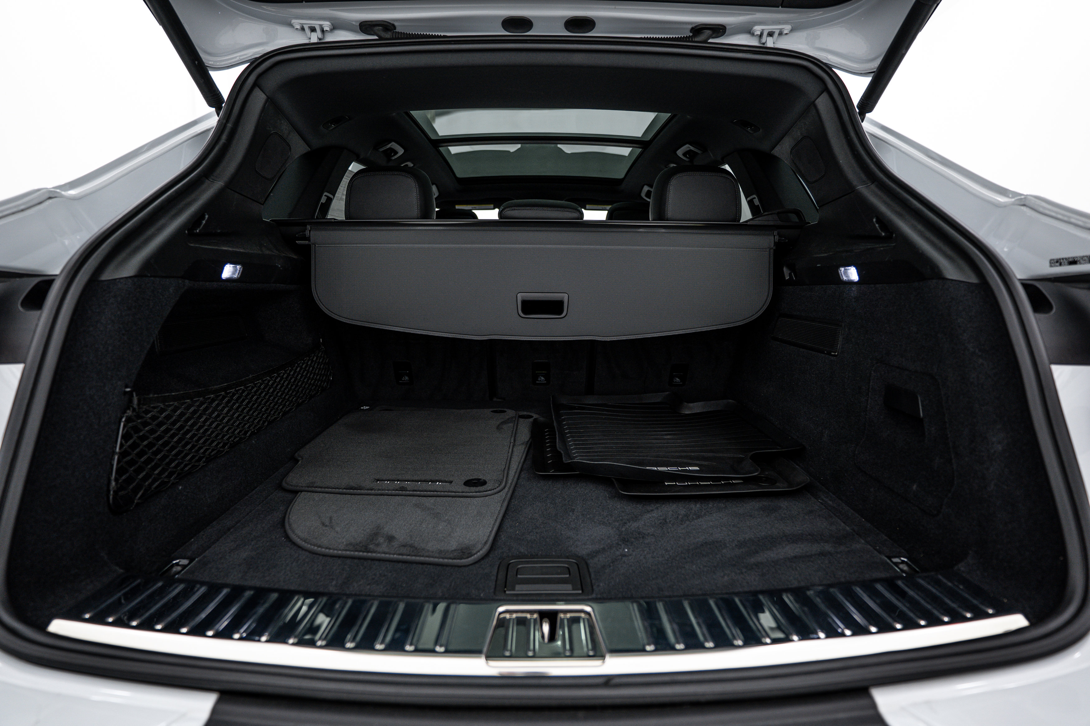 Certified 2024 Porsche Cayenne image 25