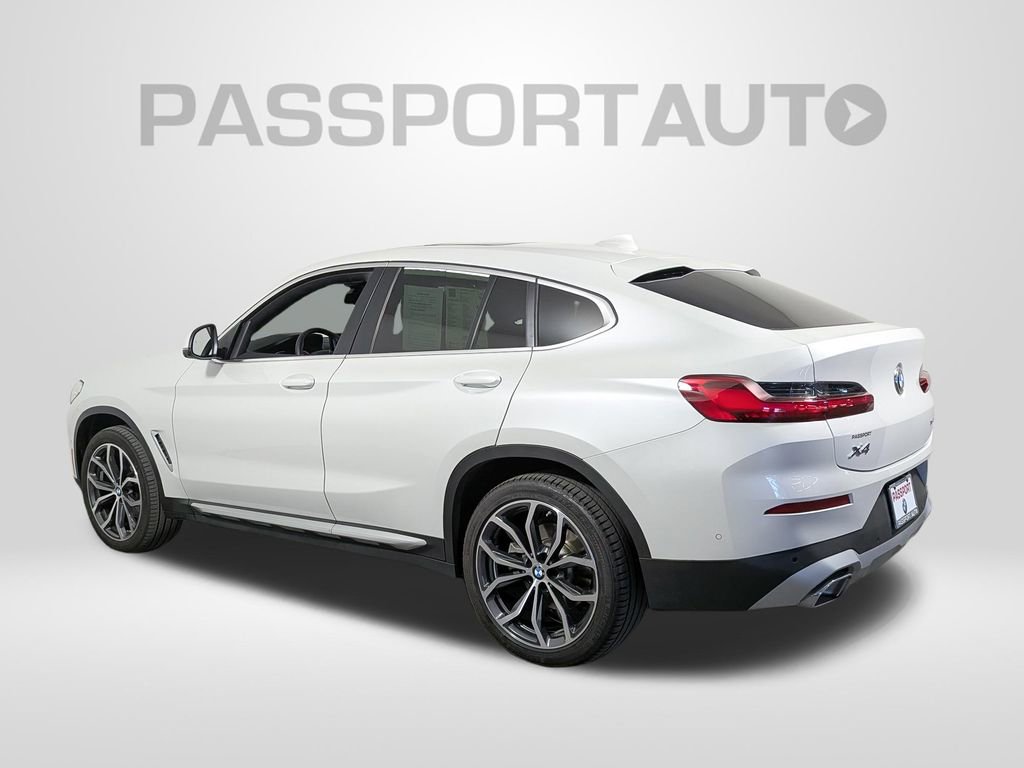 Certified 2024 BMW X4 xDrive30i w/ Premium Package AWD/4WD image 3