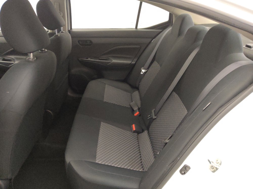 Used 2023 Nissan Versa S FWD image 18