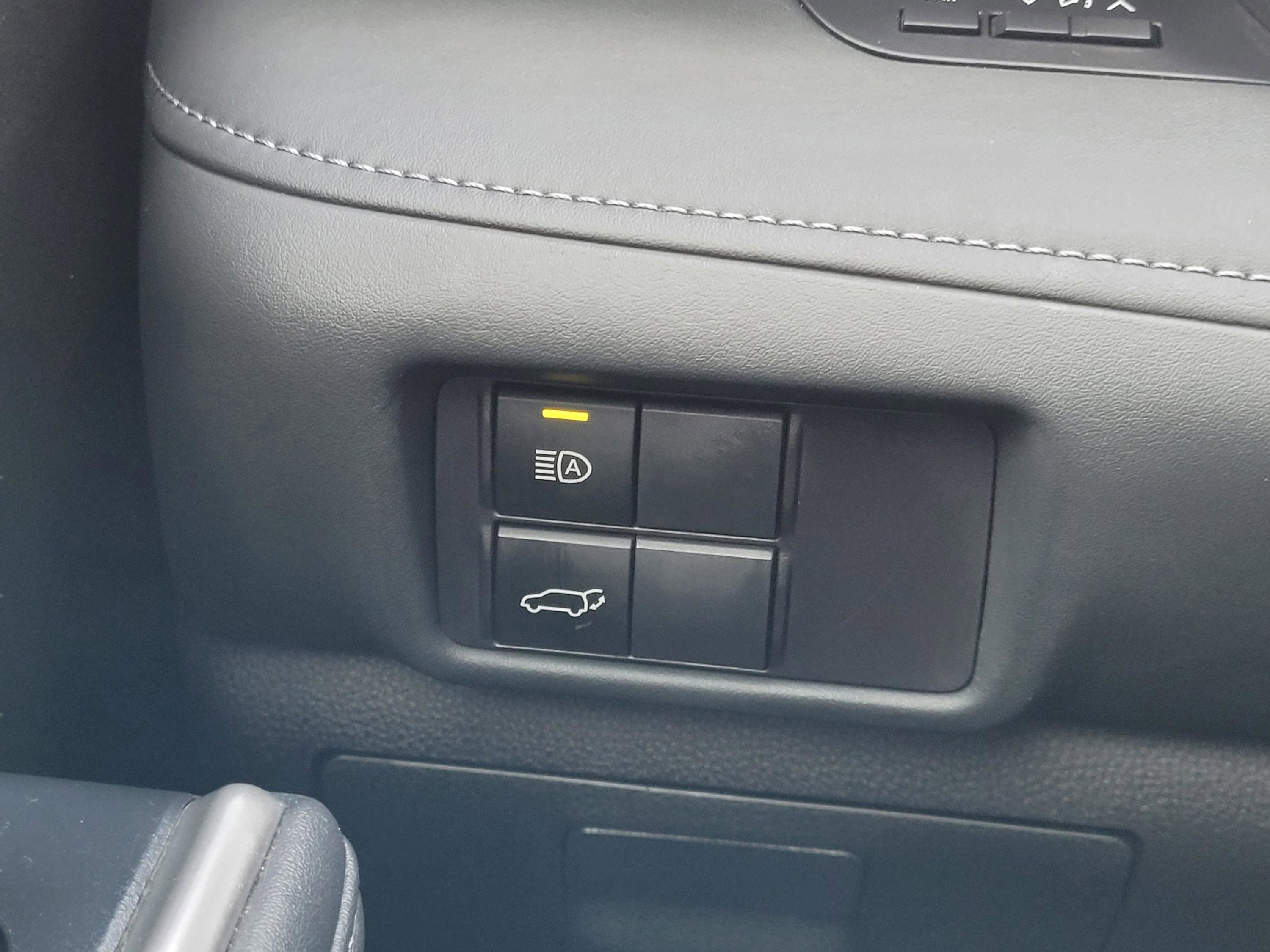 Used 2022 Toyota Highlander XSE image 27