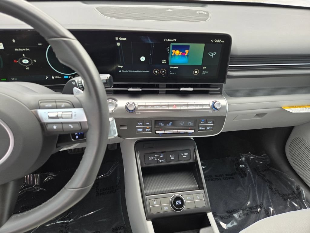 Used 2024 Hyundai Kona SEL FWD image 21
