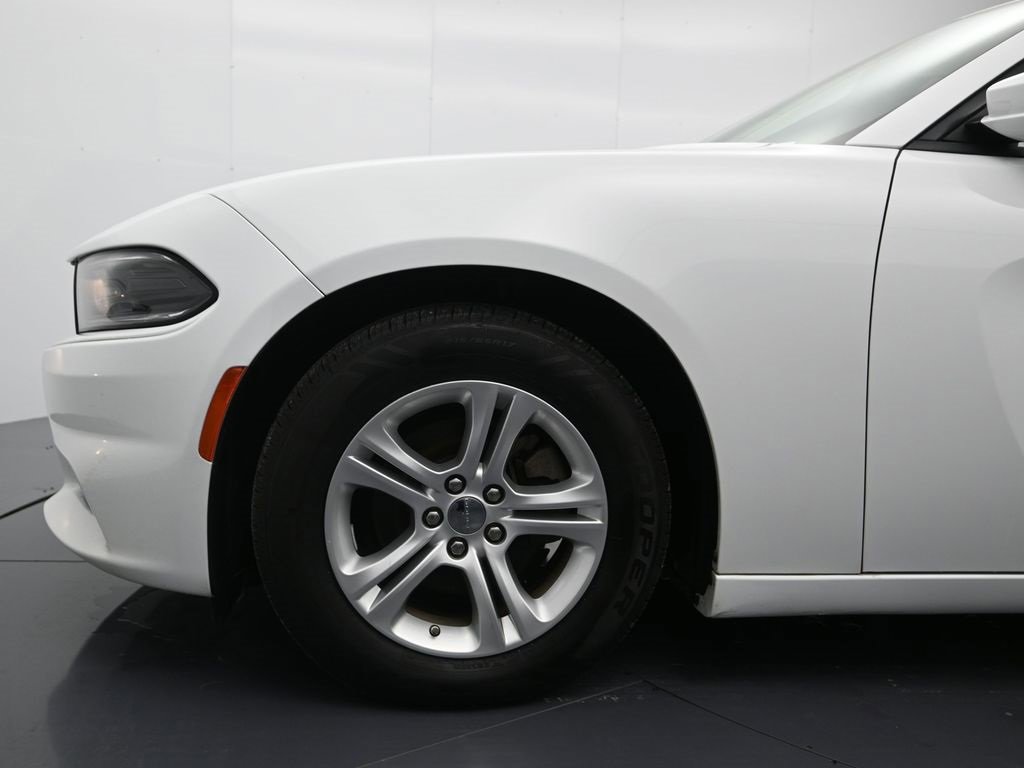 Used 2022 Dodge Charger SXT w/ Leather Interior Group image 9
