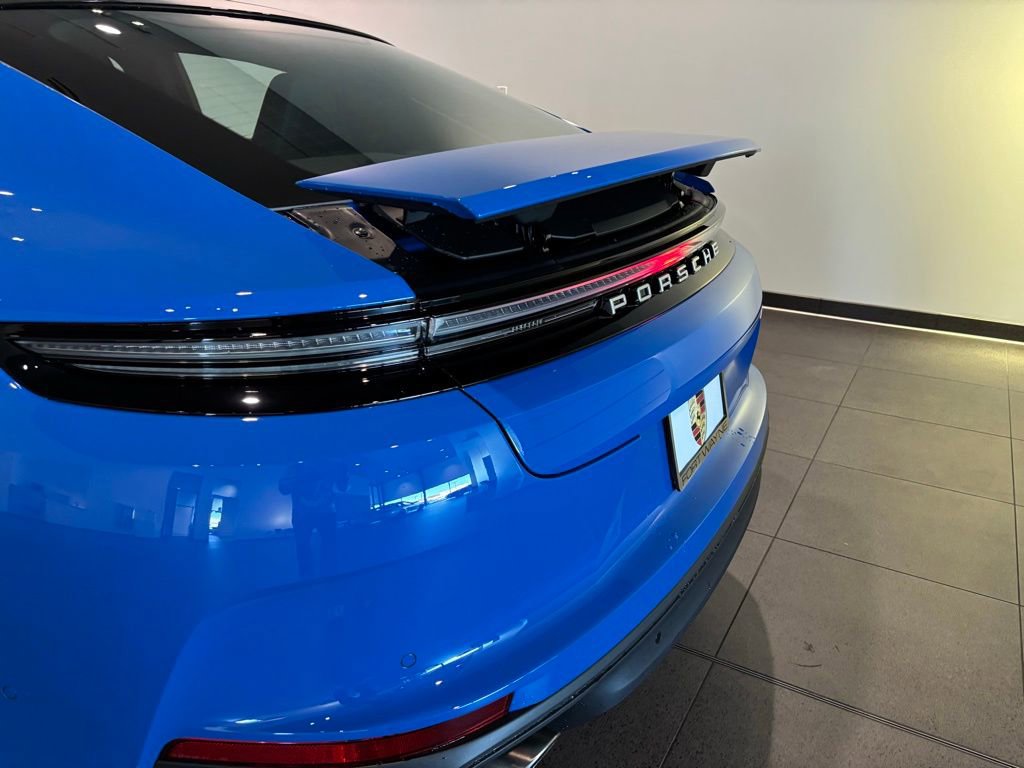 Used 2026 Porsche Panamera image 36