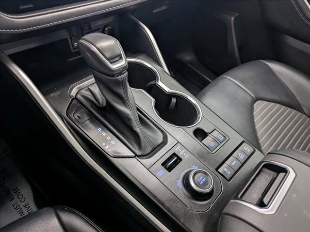 Used 2021 Toyota Highlander XSE image 13