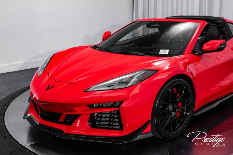 Used 2025 Chevrolet Corvette Z06 w/ Z07 Performance Package image 13