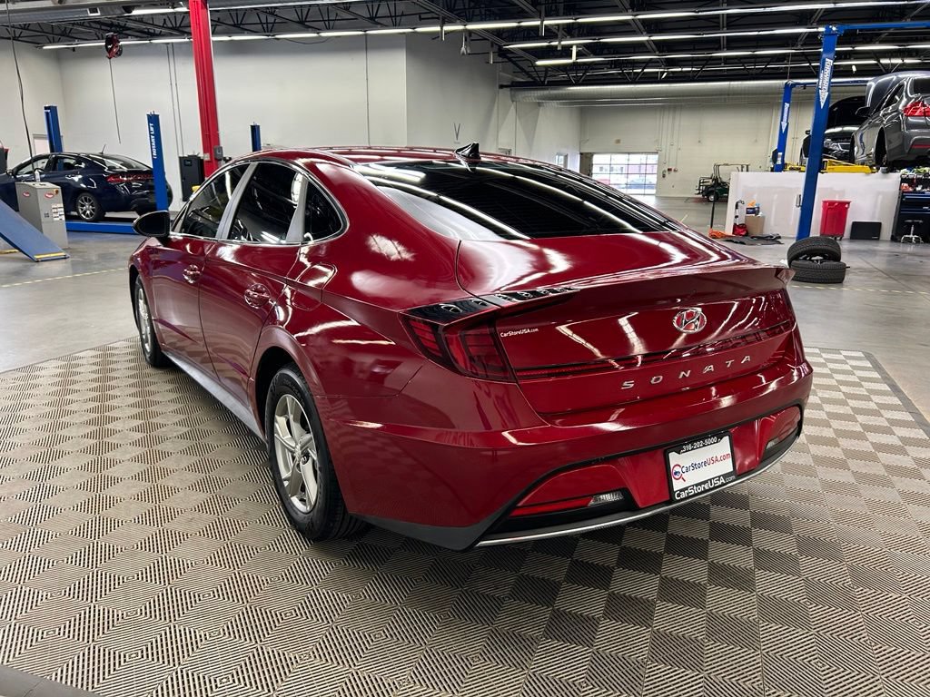 Used 2022 Hyundai Sonata SE w/ Preferred Accessory Package FWD image 5