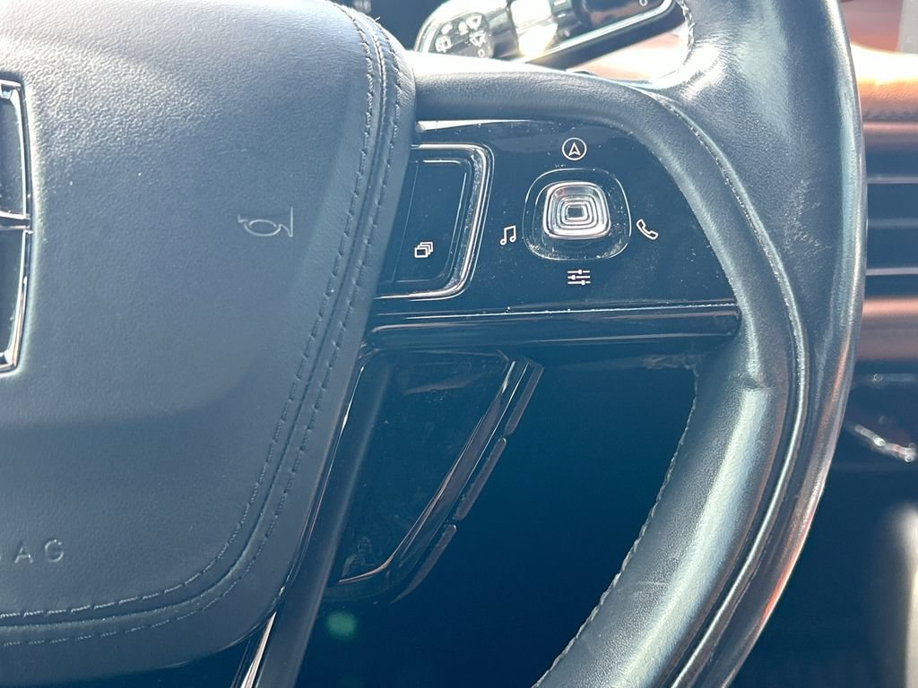 Used 2020 Lincoln Aviator Reserve w/ Equipment Group 201A RWD image 26