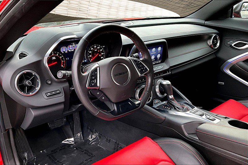 Used 2022 Chevrolet Camaro LT w/ RS Package image 13