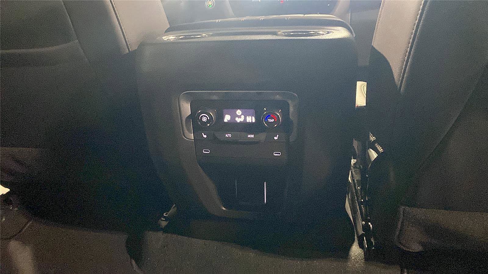 New 2025 Chevrolet Tahoe High Country image 23