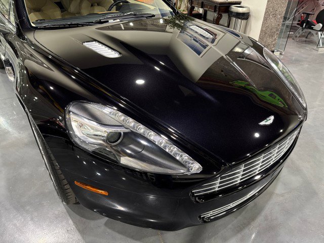 Used 2011 Aston Martin Rapide image 35