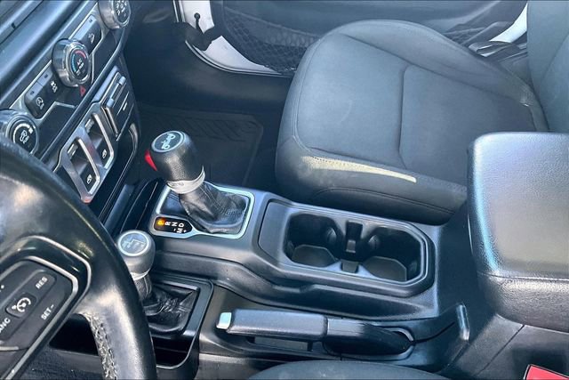 Used 2020 Jeep Wrangler Sport image 15