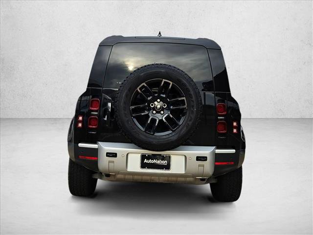 Used 2024 Land Rover Defender 110 S AWD/4WD image 7