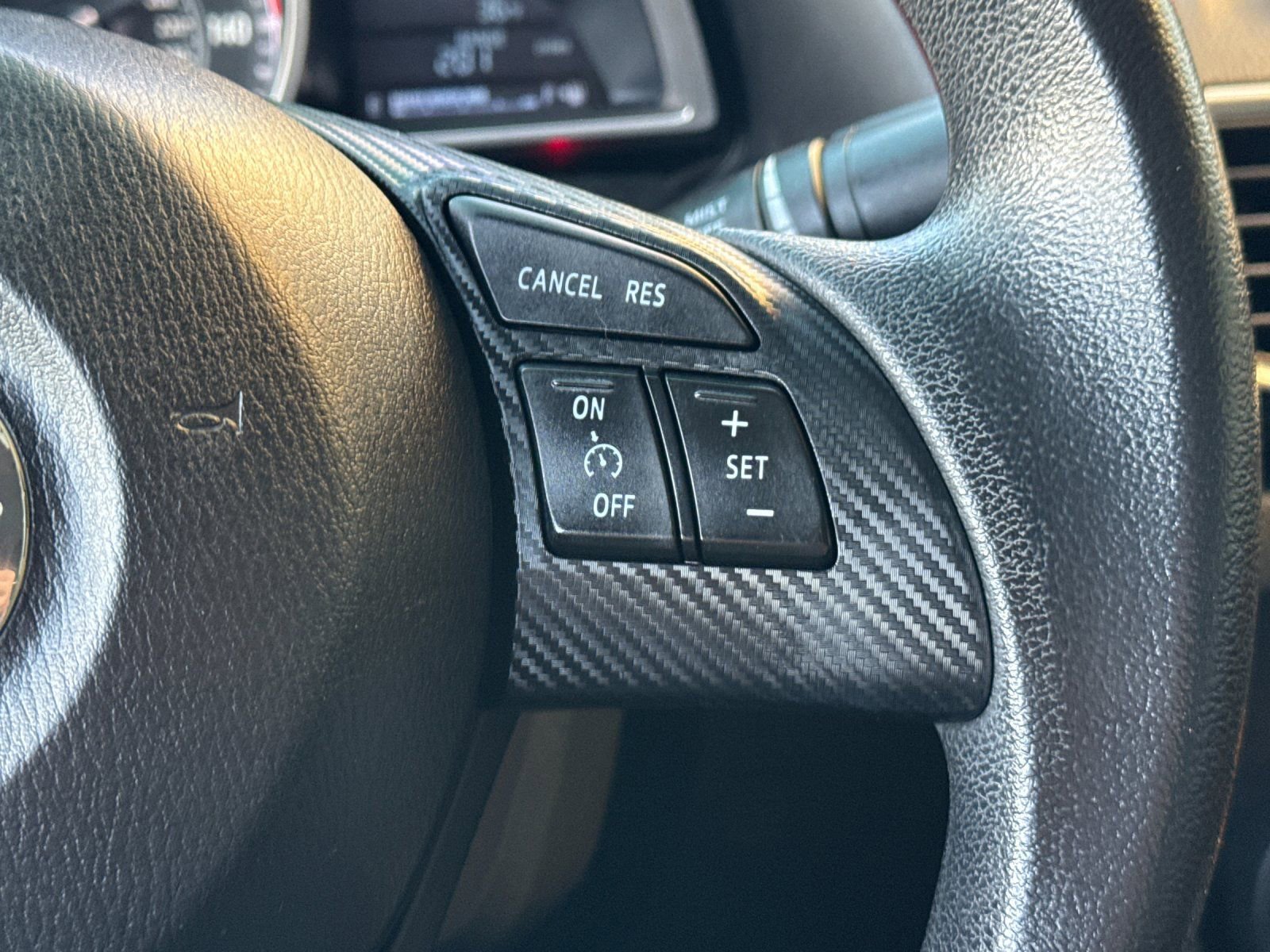 Used 2015 MAZDA MAZDA3 i Sport image 24