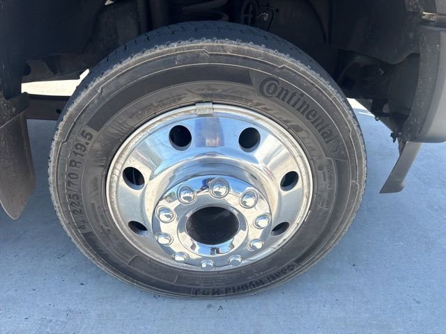 Used 2022 Ford F450 XL w/ Power Equipment Group image 9