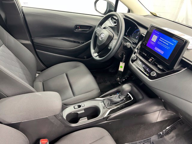 Used 2026 Toyota Corolla LE FWD image 25