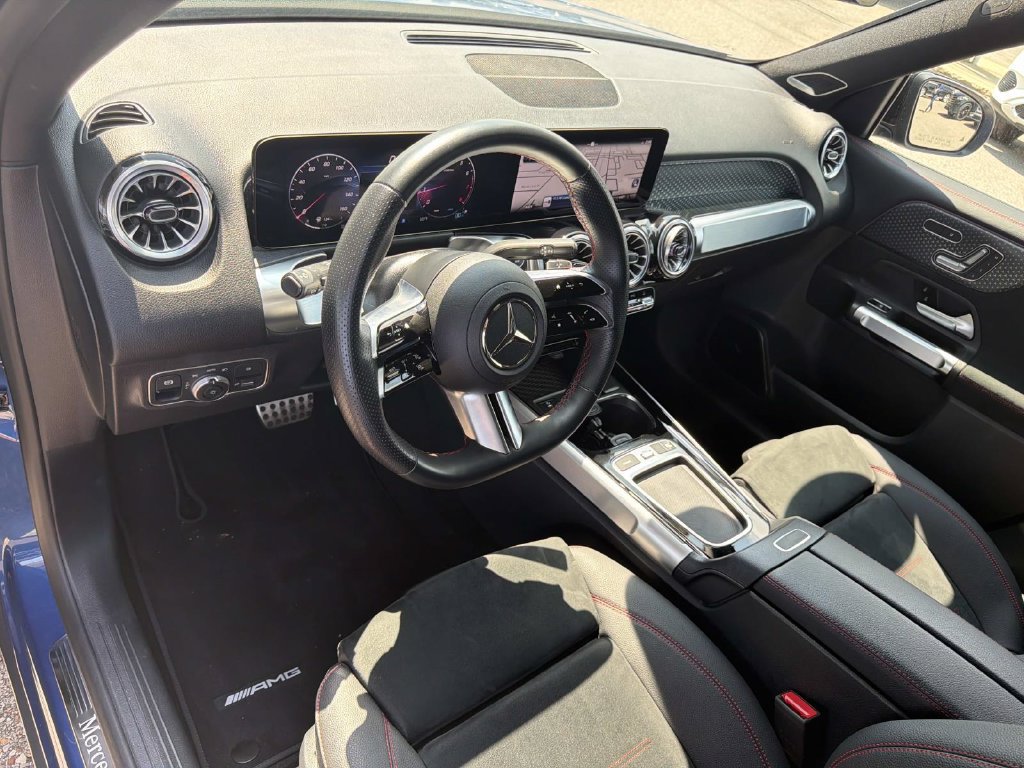 Used 2025 Mercedes-Benz GLB 250 image 18