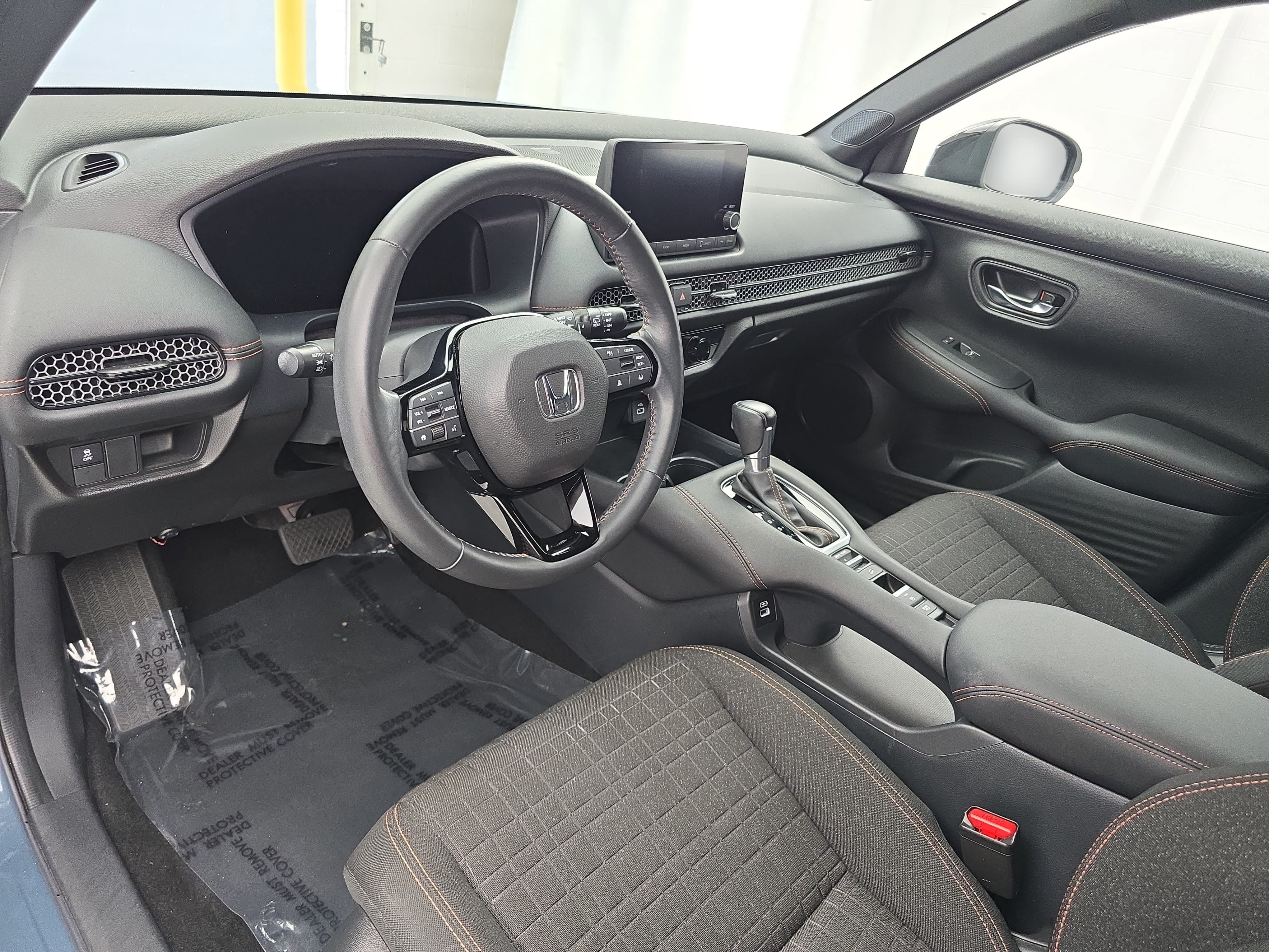 Used 2023 Honda HR-V Sport image 15